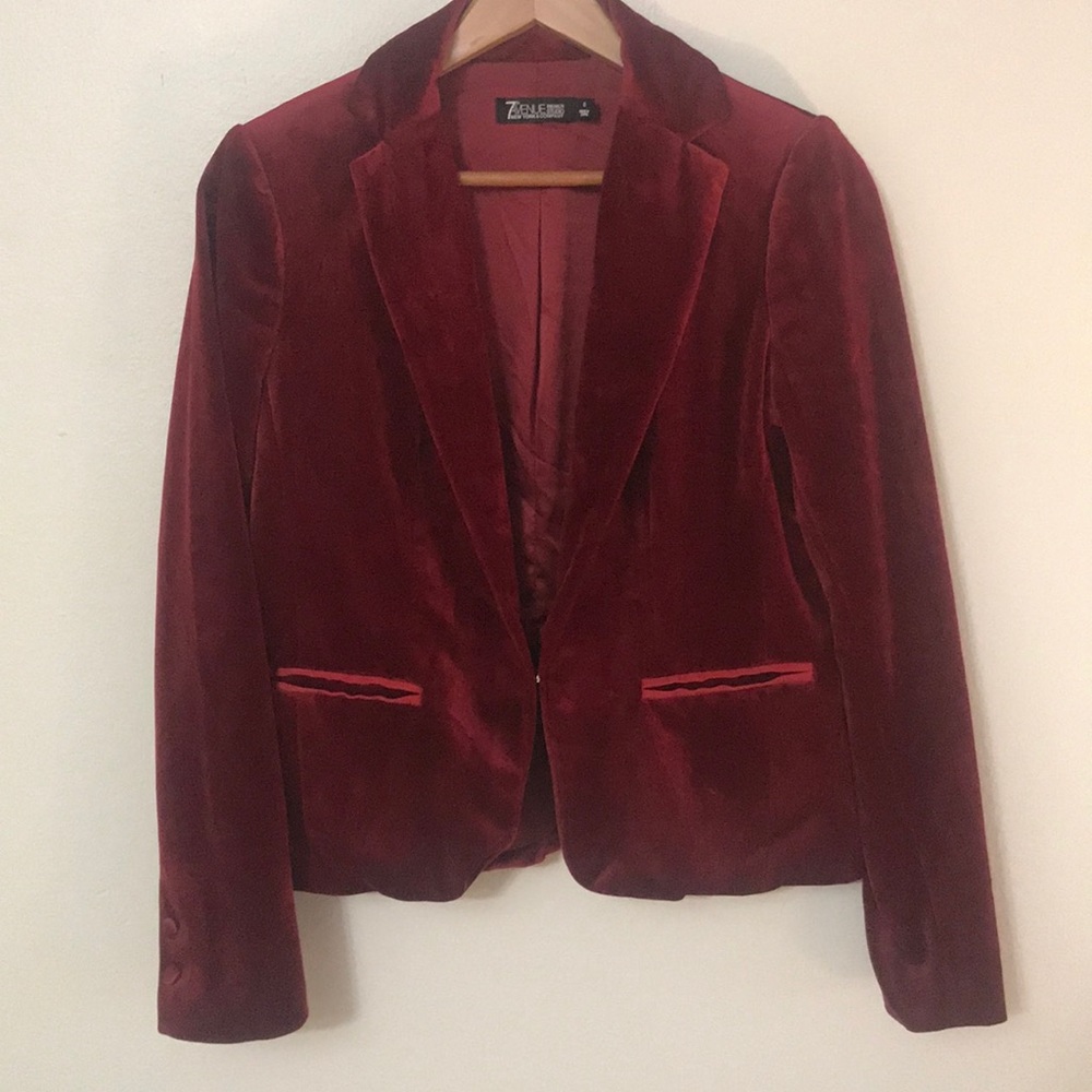 7th Avenue Royal Red Blazer